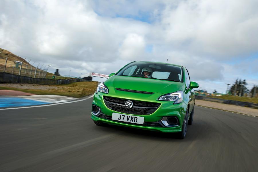  Vauxhall Corsa VXR 2015 года  (фото 20 из 37)